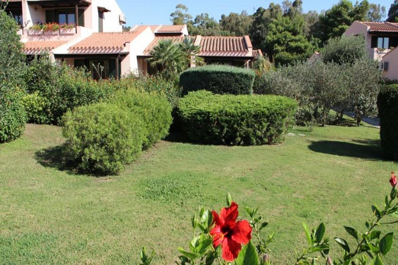 Albaruja Hotel Costa Rei Bagian luar foto